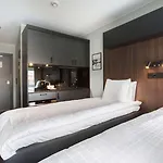 Sure Hotel Studio By Best Western Bromma